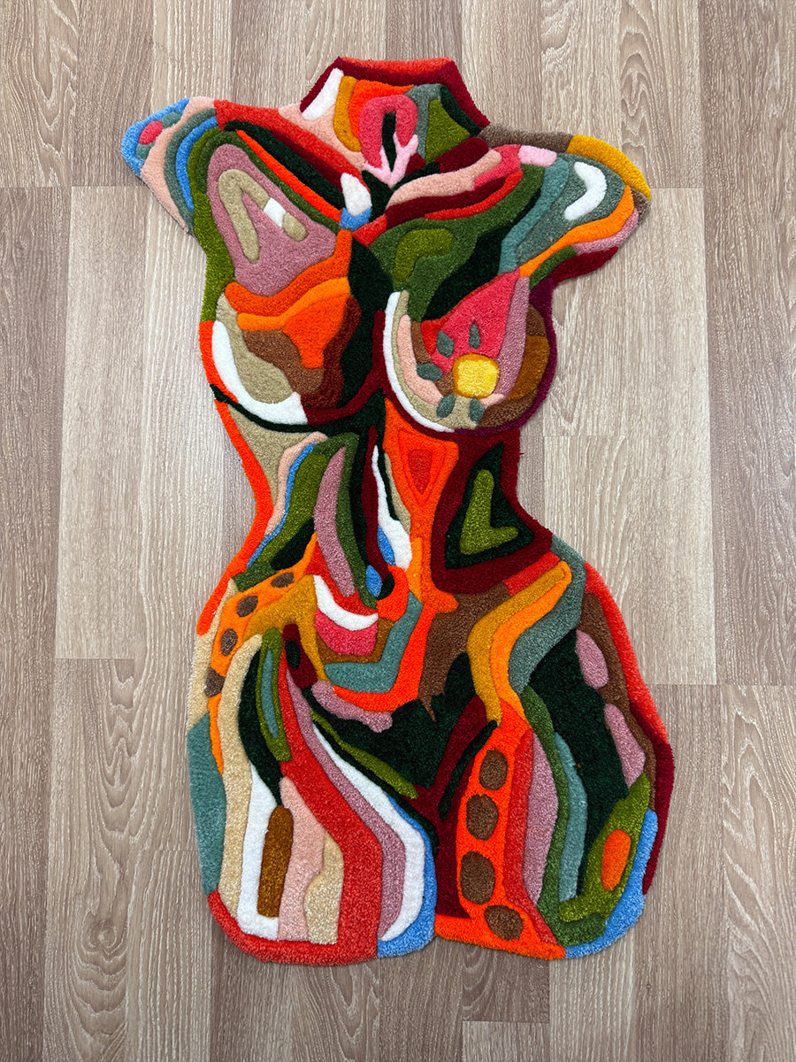Soyut Kadın Halısı - Kadın Figürü Tufting Halı (105x65 cm) Outlet Fırsatı
