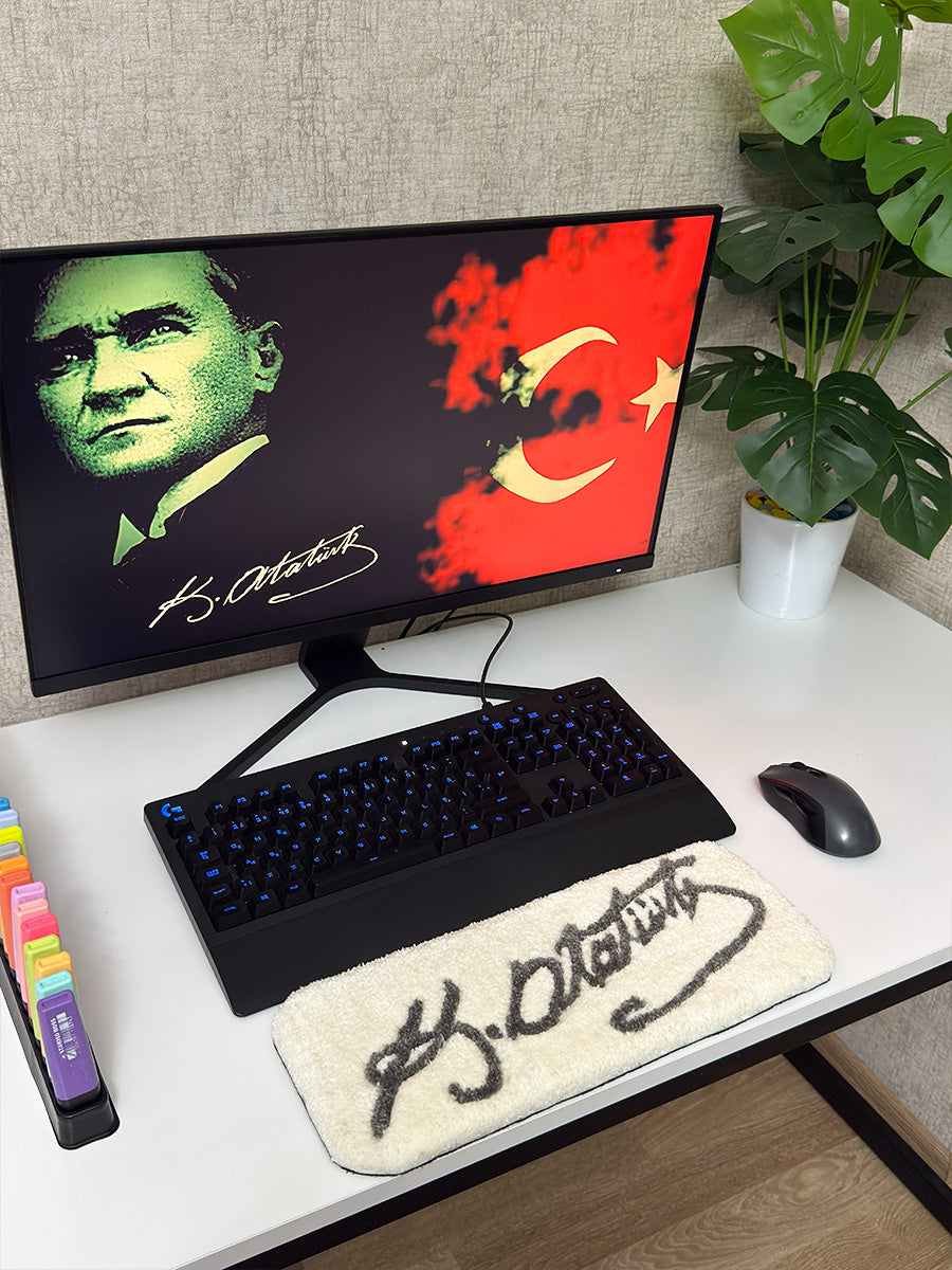 K. Atatürk İmza Edition | El Yapımı Tufting Klavye Pedi