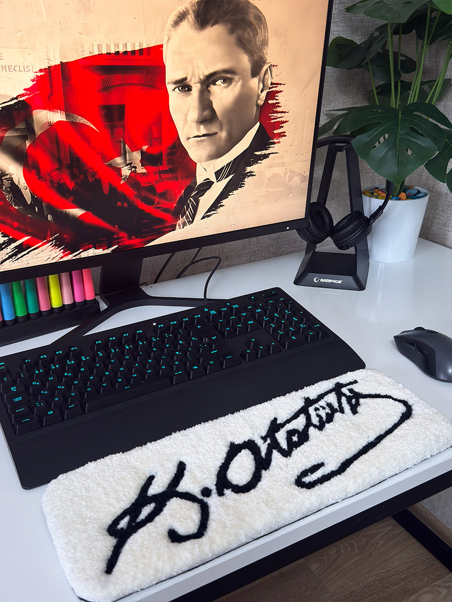 K. Atatürk İmza Edition | El Yapımı Tufting Klavye Pedi