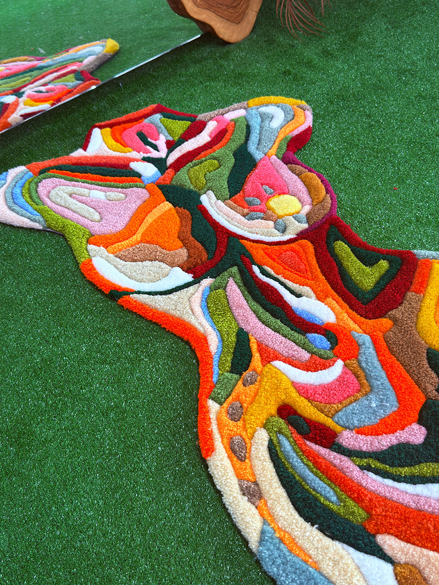 VENERA Handmade Tufted Rug